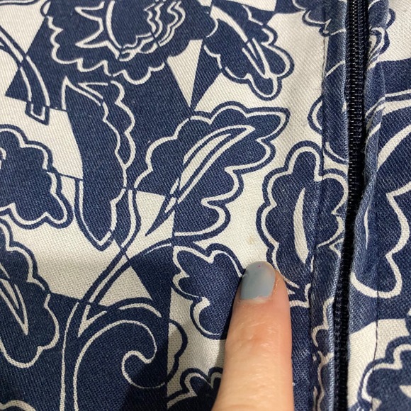 VTG TAIL Women's Lightweight Blue & White Floral Full Zip Bomber Jacket‎ Small - Picture 6 of 10